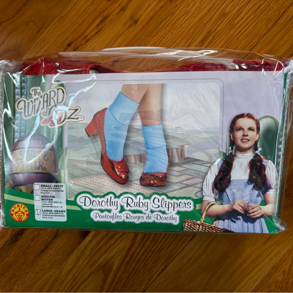 Dorothy Ruby red slippers heels - Picture 5 of 7